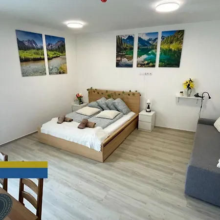 Little Americas North West Appartement Boedapest